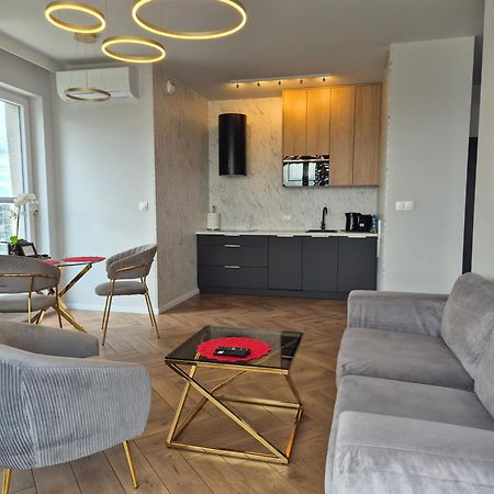 15 Pietro Sokolska 30 Towers Apartments - New - Lux - Parking - Sauna - Gym- And The Best View In คาโตวีตเซ ภายนอก รูปภาพ