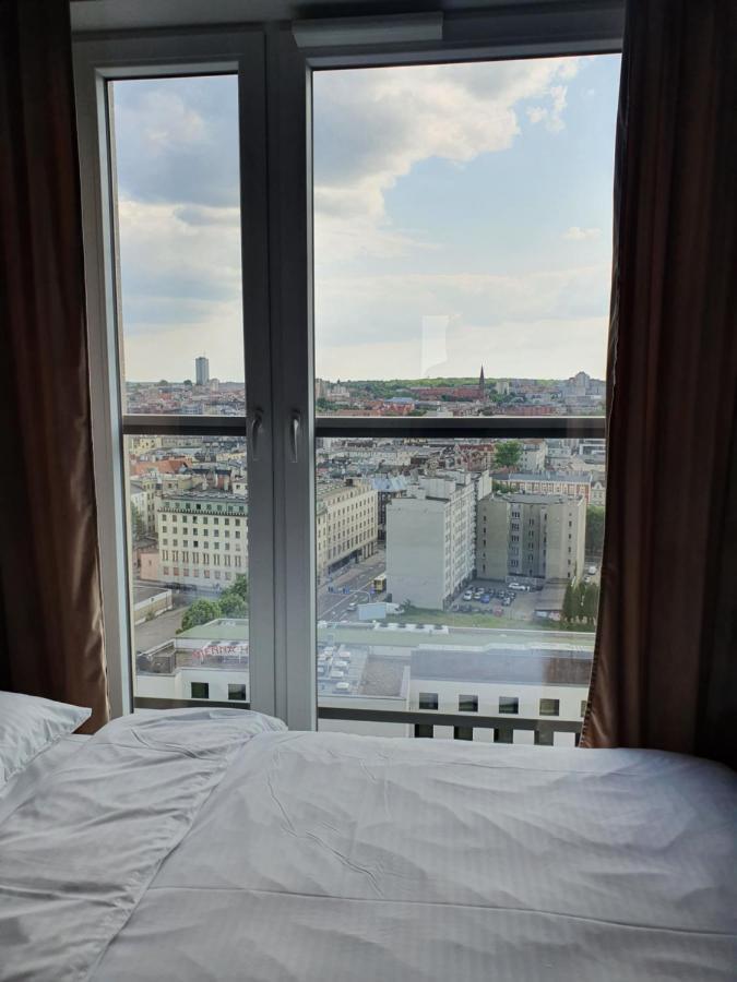15 Pietro Sokolska 30 Towers Apartments - New - Lux - Parking - Sauna - Gym- And The Best View In คาโตวีตเซ ภายนอก รูปภาพ